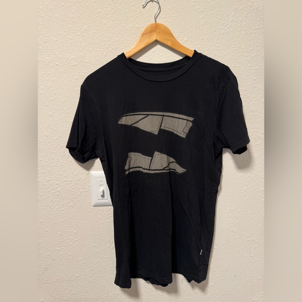 Toms Black Short Sleeve Tee